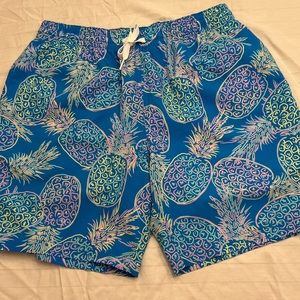 NWOT men’s Chubbies swim trunks. 7 inch inseam. Size Medium